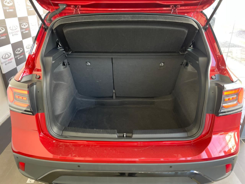 volkswagen t-cross 1.4 250 tsi total flex highline automatico 4p 2025