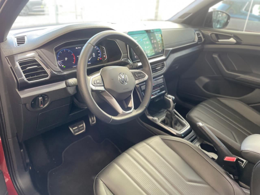 volkswagen t-cross 1.4 250 tsi total flex highline automatico 4p 2025