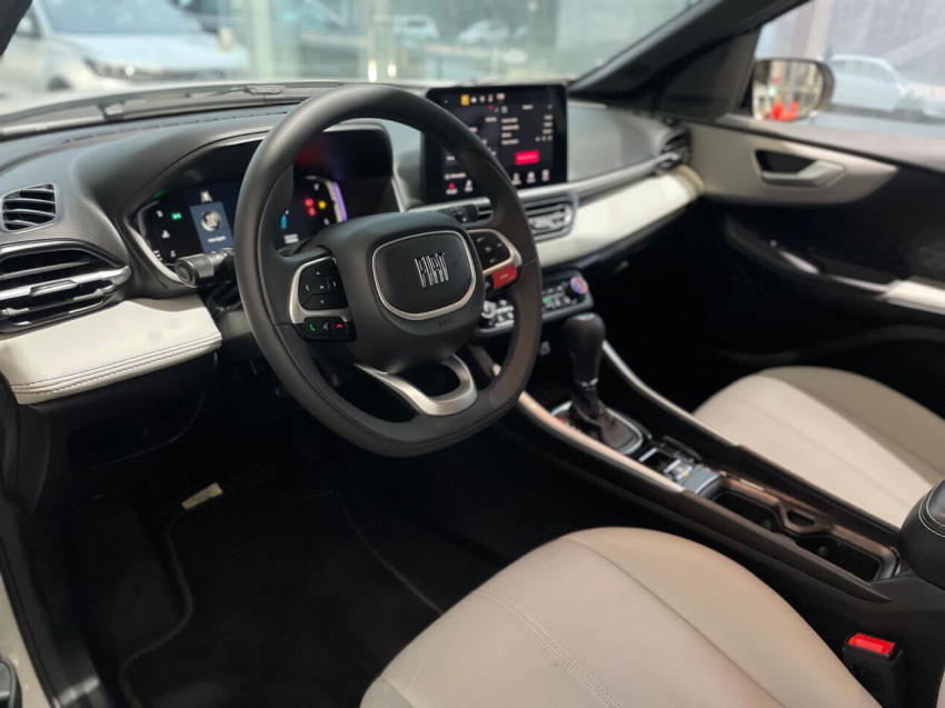 fiat fastback 1.0 turbo 200 hybrid audace cvt flex 4p automatico 2025
