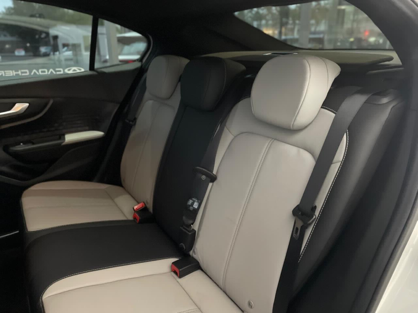 fiat fastback 1.0 turbo 200 hybrid audace cvt flex 4p automatico 2025
