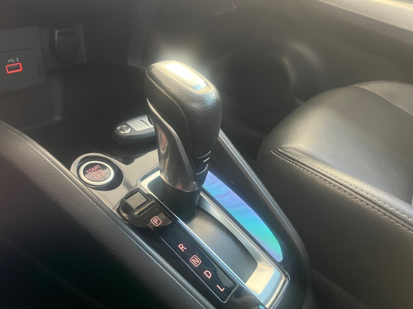 nissan kicks 1.6 16v flexstart exclusive xtronic flex 4p automatico 2022