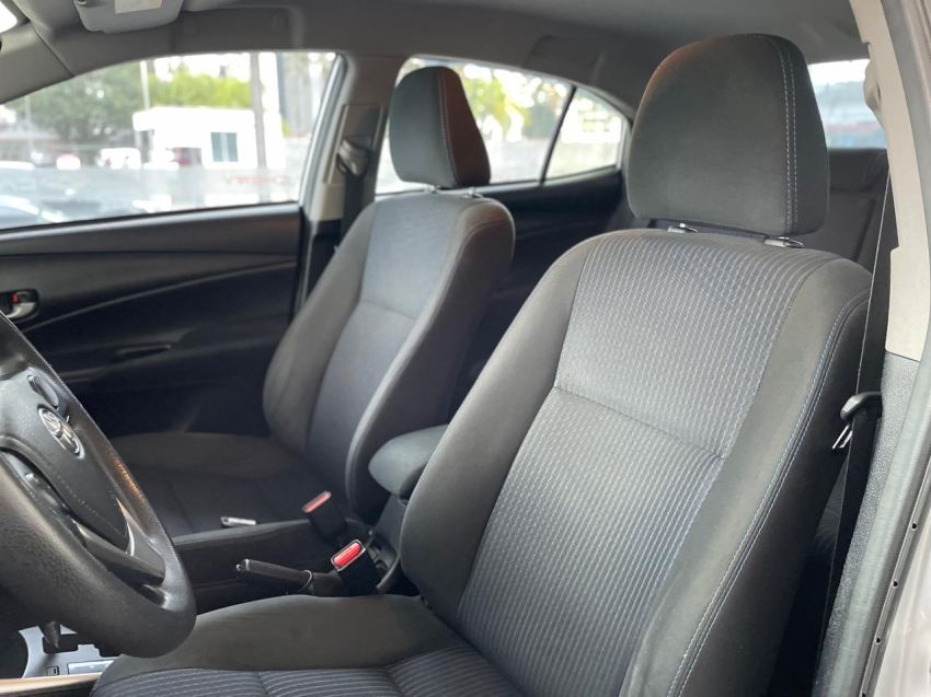 toyota yaris 1.5 16v flex sedan xl plus connect multidrive 4p automatico 2021