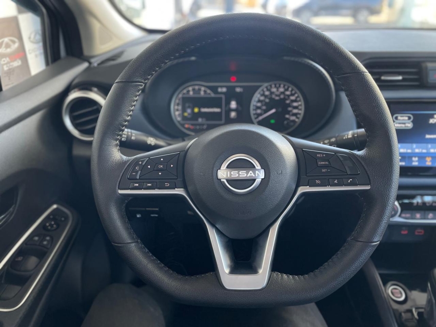nissan versa 1.6 16v flex exclusive xtronic 4p automatico 2025