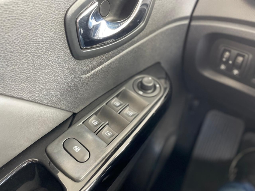 renault captur 2.0 16v hi-flex intense automatico flex 4p 2019