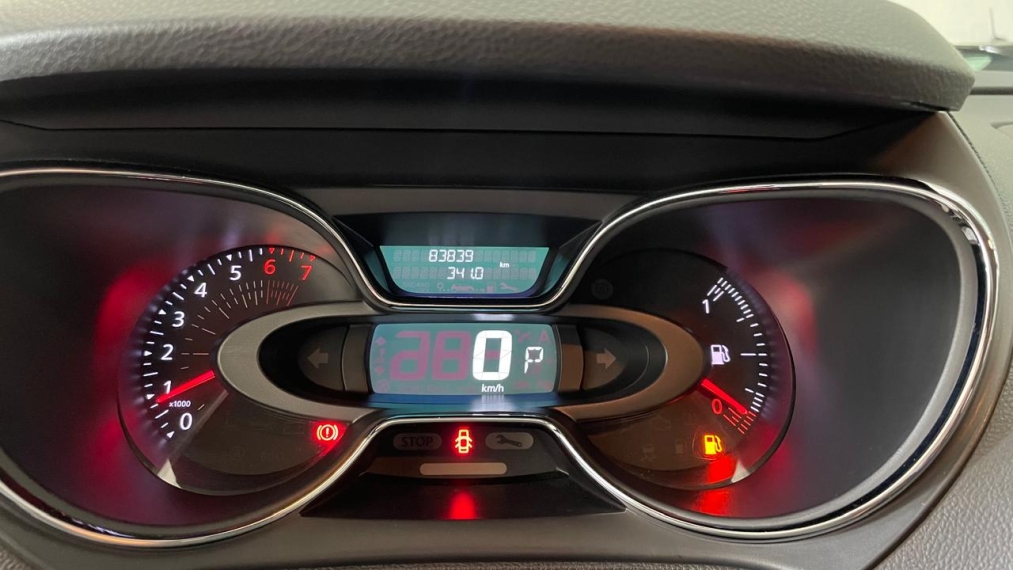 renault captur 2.0 16v hi-flex intense automatico flex 4p 2019