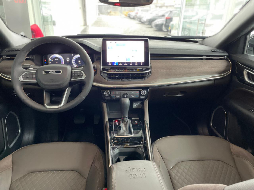 jeep commander 1.3 t270 turbo flex overland at6 4p automatico 2025