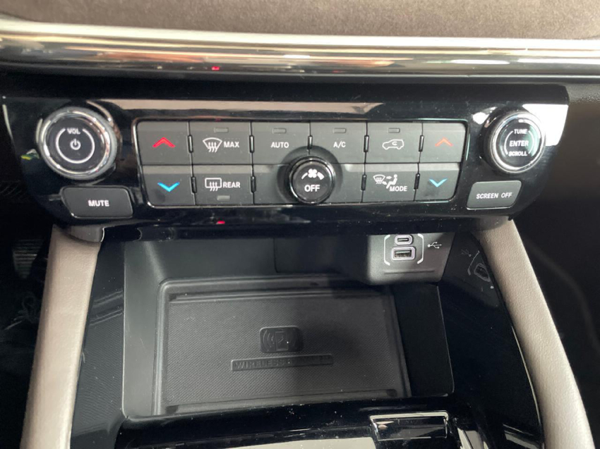 jeep commander 1.3 t270 turbo flex overland at6 4p automatico 2025