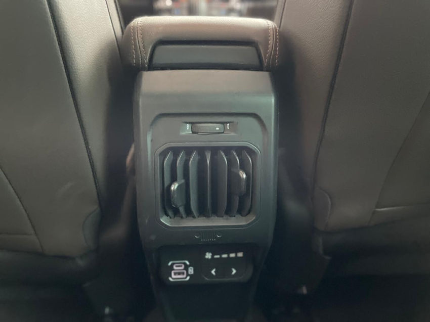jeep commander 1.3 t270 turbo flex overland at6 4p automatico 2025