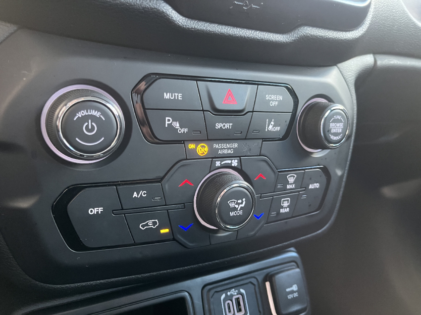jeep renegade 1.3 t270 turbo flex longitude at6 4p automatico 2023