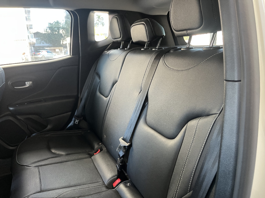 jeep renegade 1.3 t270 turbo flex longitude at6 4p automatico 2023