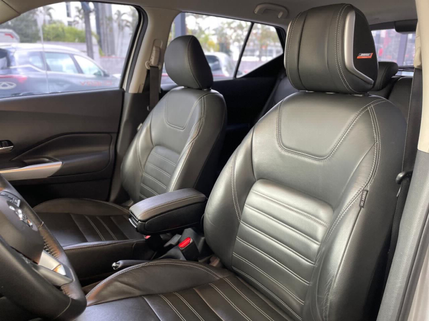 nissan kicks 1.6 16v flexstart exclusive xtronic flex 4p automatico 2022