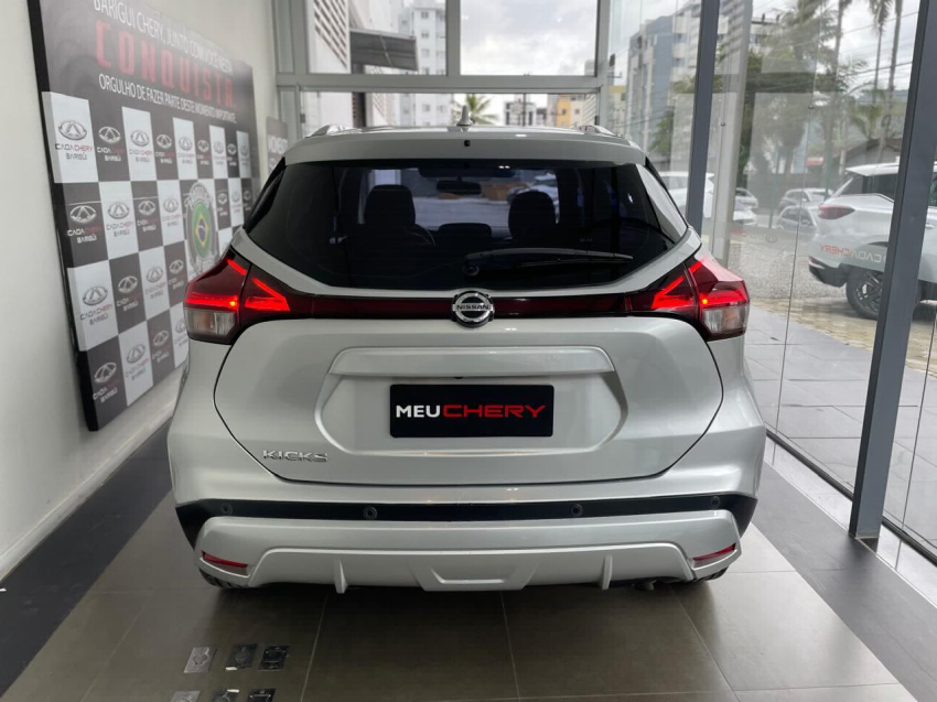 nissan kicks 1.6 16v flexstart exclusive xtronic flex 4p automatico 2022