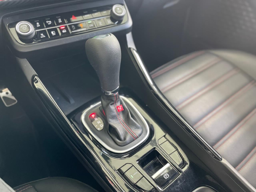fiat fastback 1.3 turbo 270 flex abarth at6 3p automatico 2024