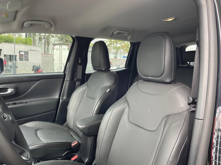 jeep renegade 1.3 t270 turbo flex longitude at6 4p automatico 2024