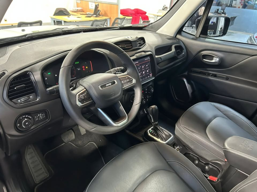 jeep renegade 1.3 t270 turbo flex sahara at6 4p automatico 2025