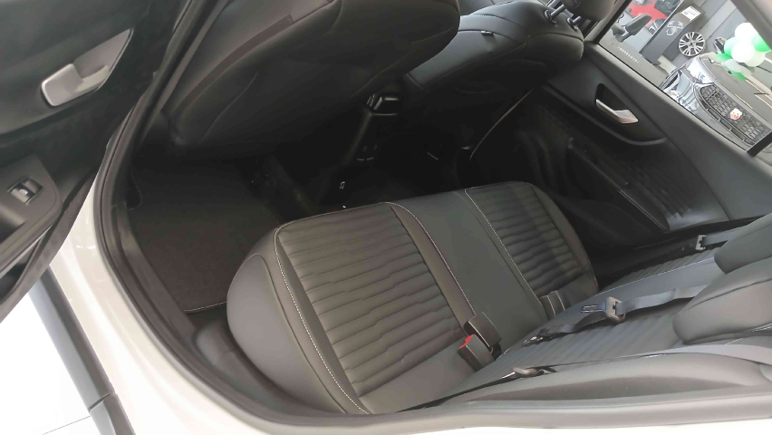 fiat fastback 1.0 turbo 200 flex impetus cvt 4p automatico 2025