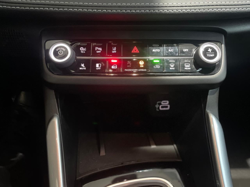 fiat fastback 1.0 turbo 200 flex impetus cvt 4p automatico 2025