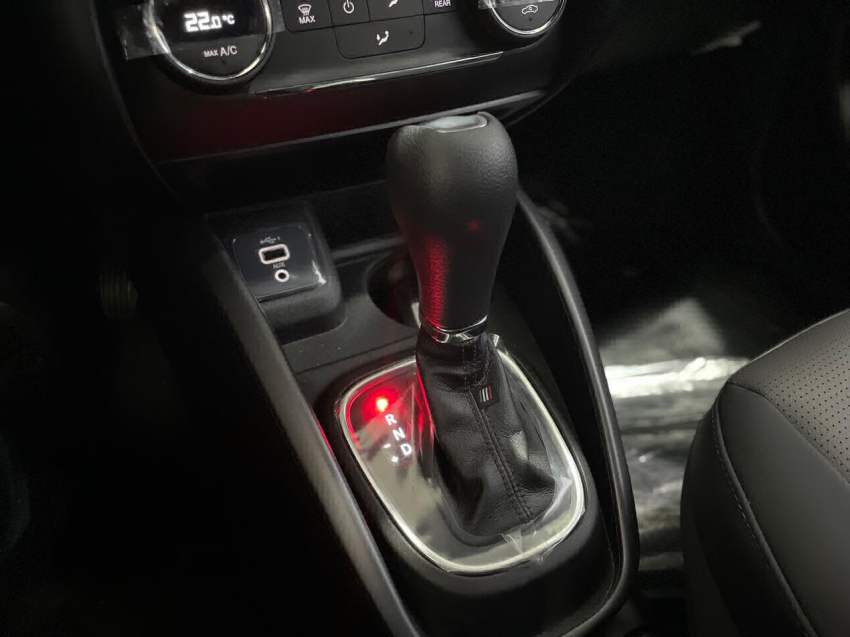 fiat argo 1.3 firefly flex trekking cvt 4p automatico 2026