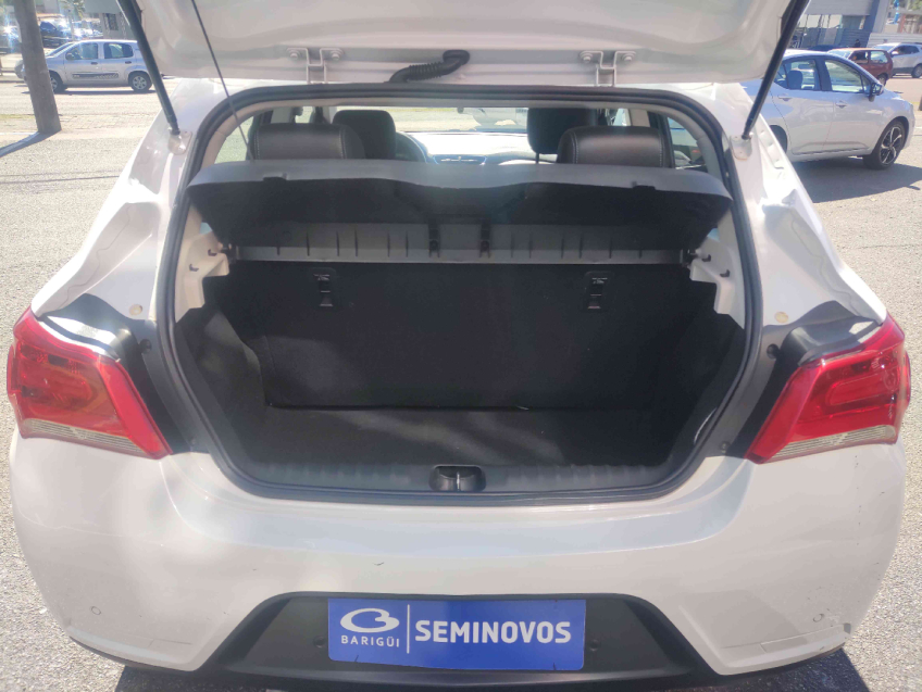 onix lt 1.4 8v mt6 eco flex manual 2019/19
