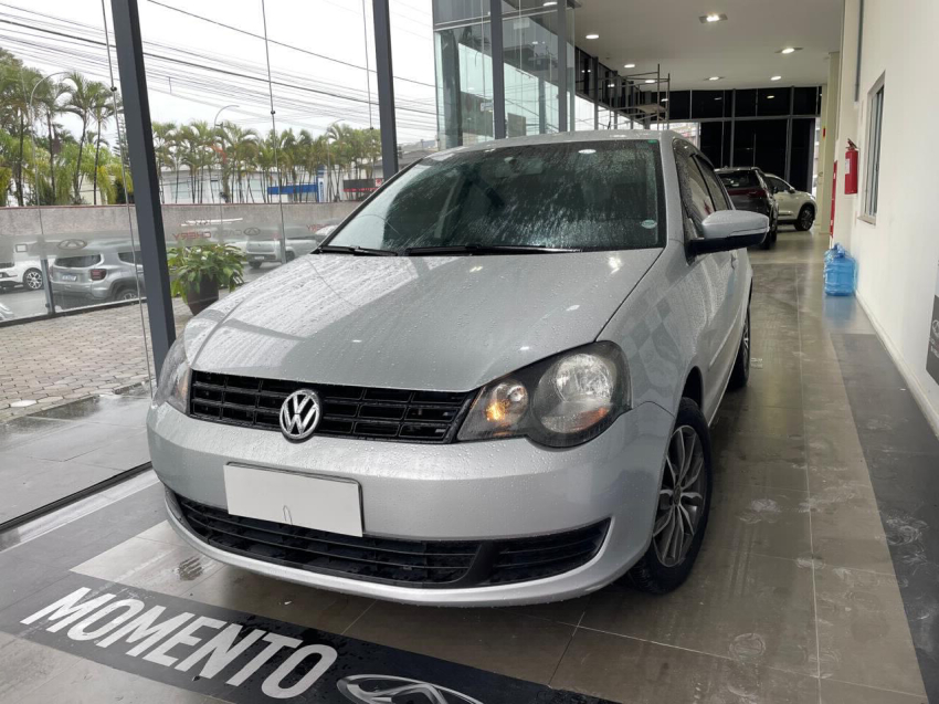 volkswagen polo sedan 1.6 mi 8v flex 4p automatizado automatico 2014