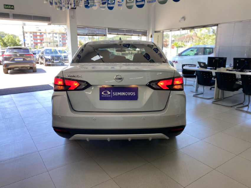 nissan versa 1.6 16v flex exclusive xtronic 4p automatico 2023