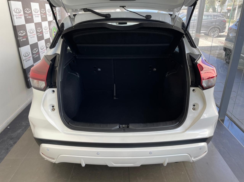 nissan kicks 1.6 16v flexstart sense xtronic flex 4p automatico 2024