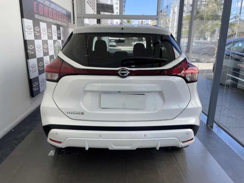 nissan kicks 1.6 16v flexstart sense xtronic flex 4p automatico 2024