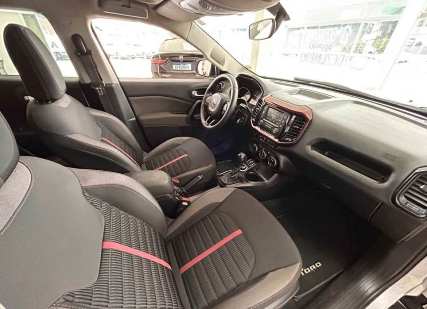 fiat toro 2.0 16v turbo diesel freedom 4wd at9 4p automatico 2019