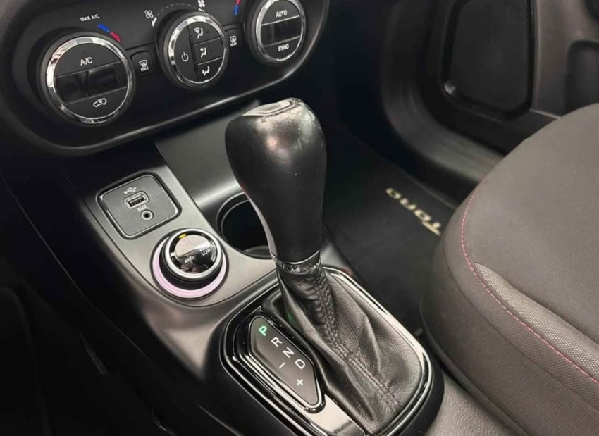 fiat toro 2.0 16v turbo diesel freedom 4wd at9 4p automatico 2019