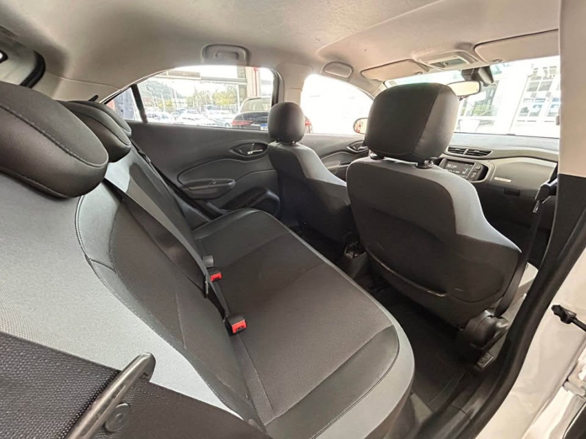 chevrolet onix 1.4 mpfi activ 8v flex 4p automatico 2019