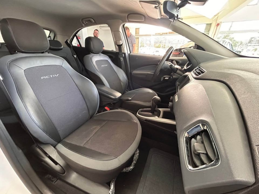 chevrolet onix 1.4 mpfi activ 8v flex 4p automatico 2019