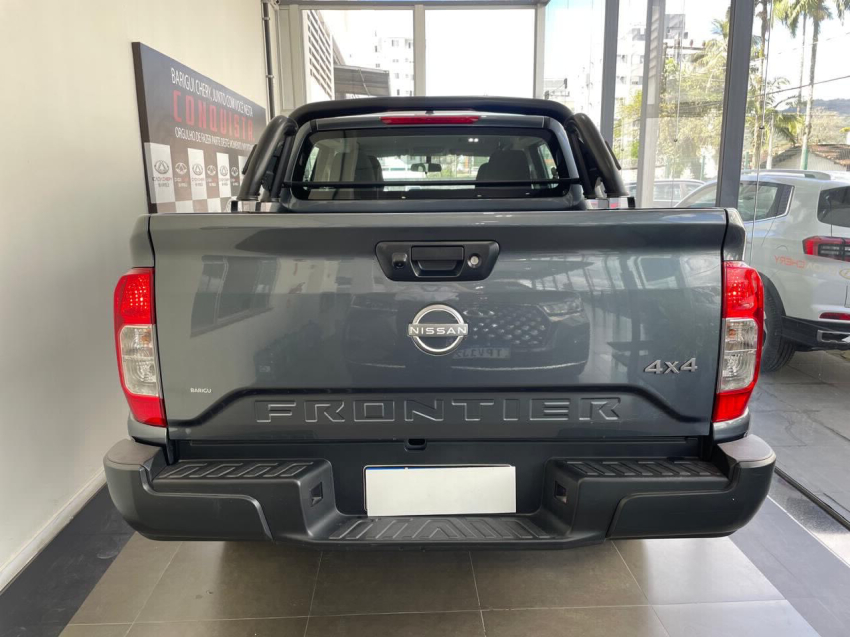 nissan frontier 2.3 16v turbo diesel attack cd 4x4 automatico 4p 2025