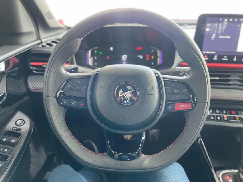 fiat fastback 1.3 turbo 270 flex abarth at6 4p automatico 2024