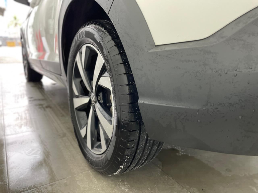 volkswagen nivus 1.0 200 tsi total flex highline automatico 4p 2023