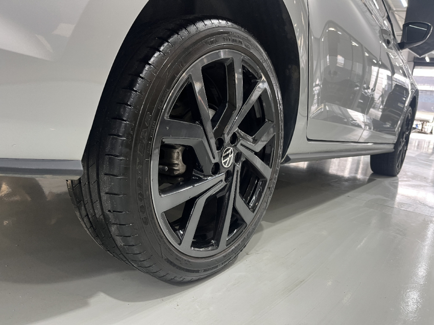 volkswagen virtus 1.4 250 tsi exclusive automatico flex 4p 2025