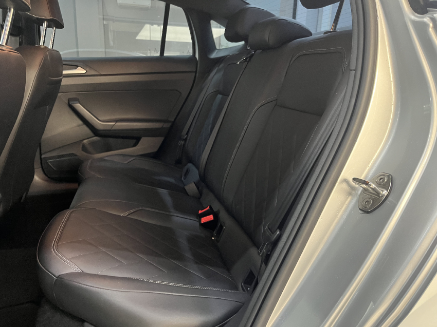 volkswagen virtus 1.4 250 tsi exclusive automatico flex 4p 2025