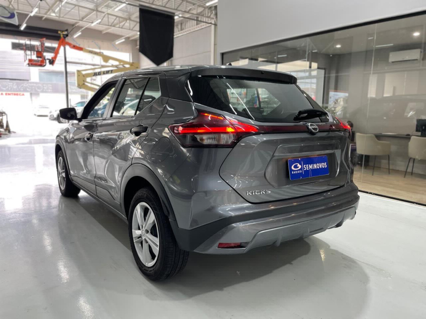 nissan kicks 1.6 16v flexstart active xtronic 1.5 flex 4p automatico 2024