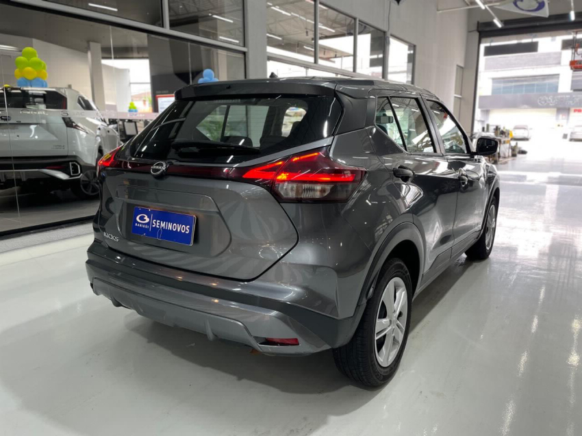 nissan kicks 1.6 16v flexstart active xtronic 1.5 flex 4p automatico 2024