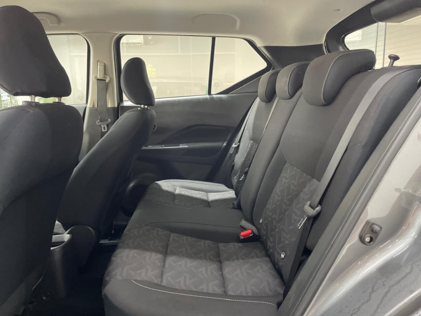 nissan kicks 1.6 16v flexstart active xtronic 1.5 flex 4p automatico 2024