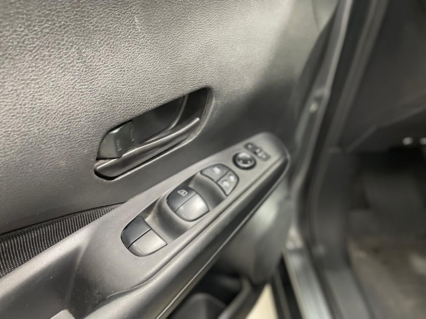 nissan kicks 1.6 16v flexstart active xtronic 1.5 flex 4p automatico 2024