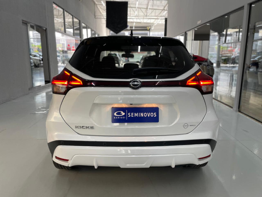 nissan kicks 1.6 16v flexstart exclusive xtronic flex 4p automatico 2024