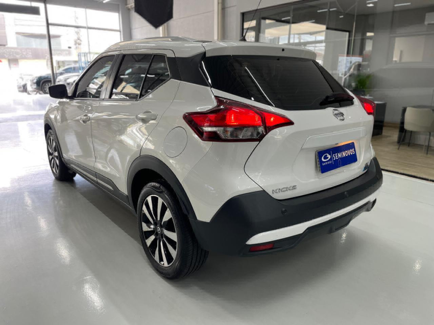 nissan kicks 1.6 16v flexstart sv 4p xtronic flex automatico 2018