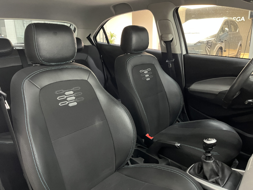 chevrolet onix 1.0 mpfi lt 8v flex 4p manual 9.9 201915