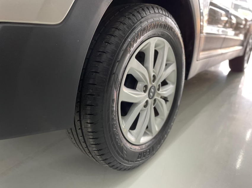 hyundai creta 1.6 16v flex action automatico 4p 202414