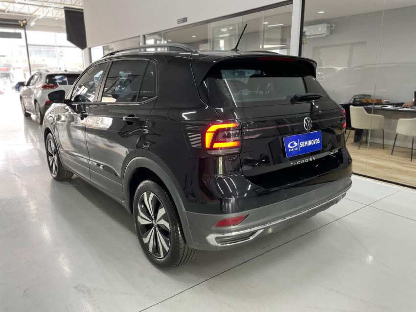 volkswagen t-cross 1.0 200 tsi total flex comfortline automatico 4p 20233