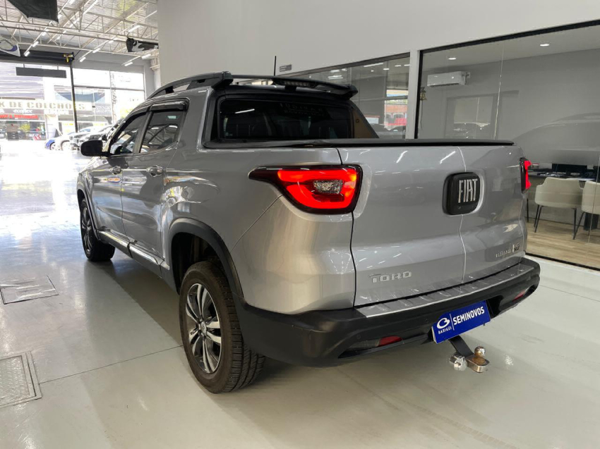 fiat toro 1.3 turbo 270 flex freedom at6 4p automatico 20224