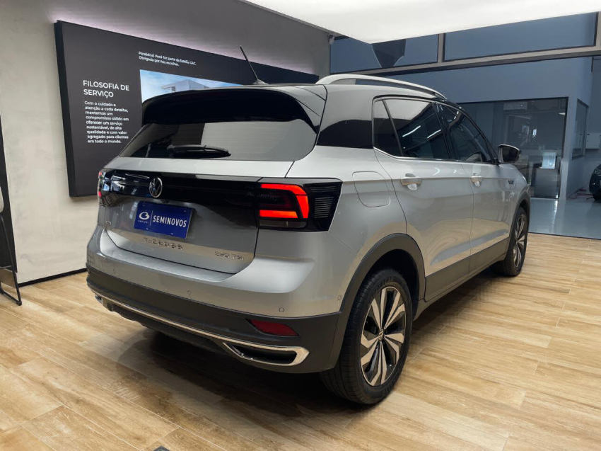 volkswagen t-cross 1.4 250 tsi total flex highline automatico 4p 20235