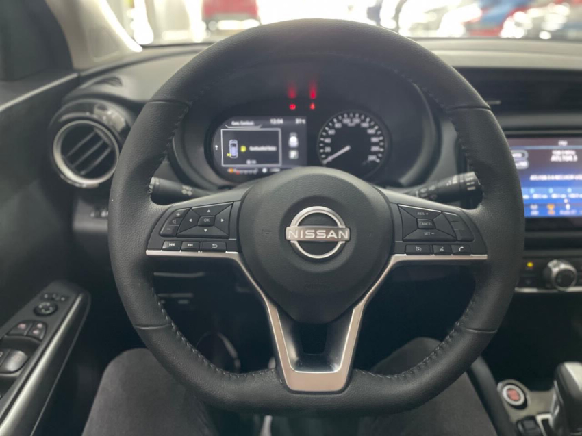nissan kicks play 1.6 16v flexstart advance plus xtronic flex 4p automatico 202513