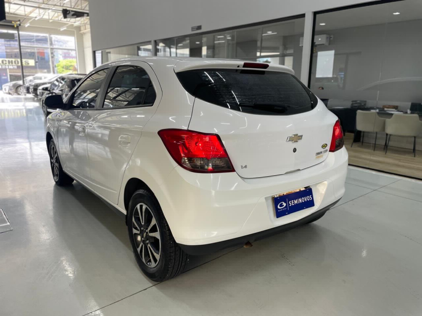 chevrolet onix 1.4 mpfi ltz 8v flex 4p manual 20157