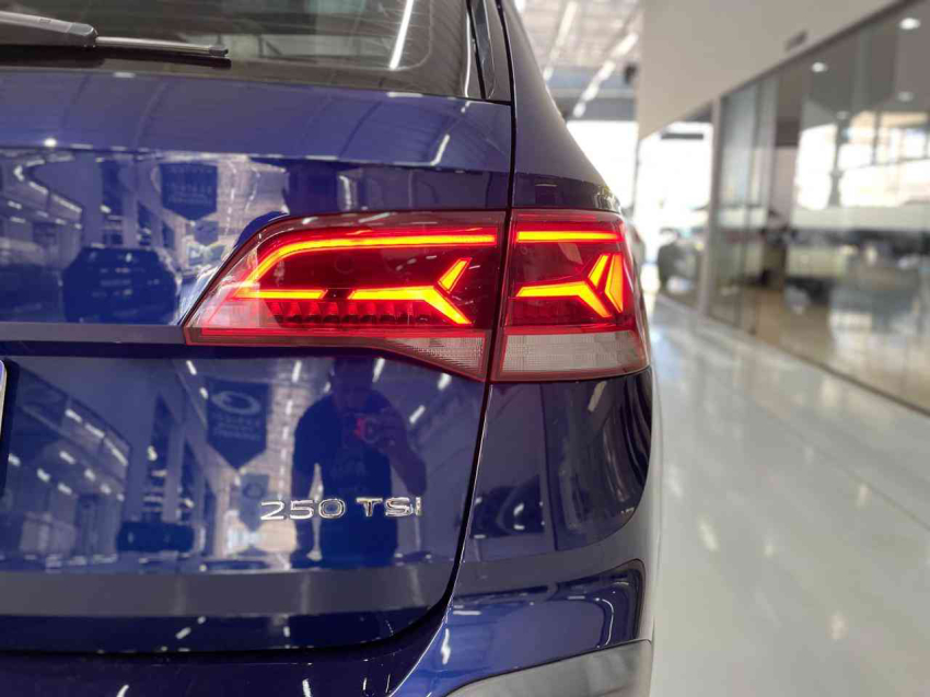 volkswagen taos 1.4 250 tsi total flex highline automatico 4p 20226